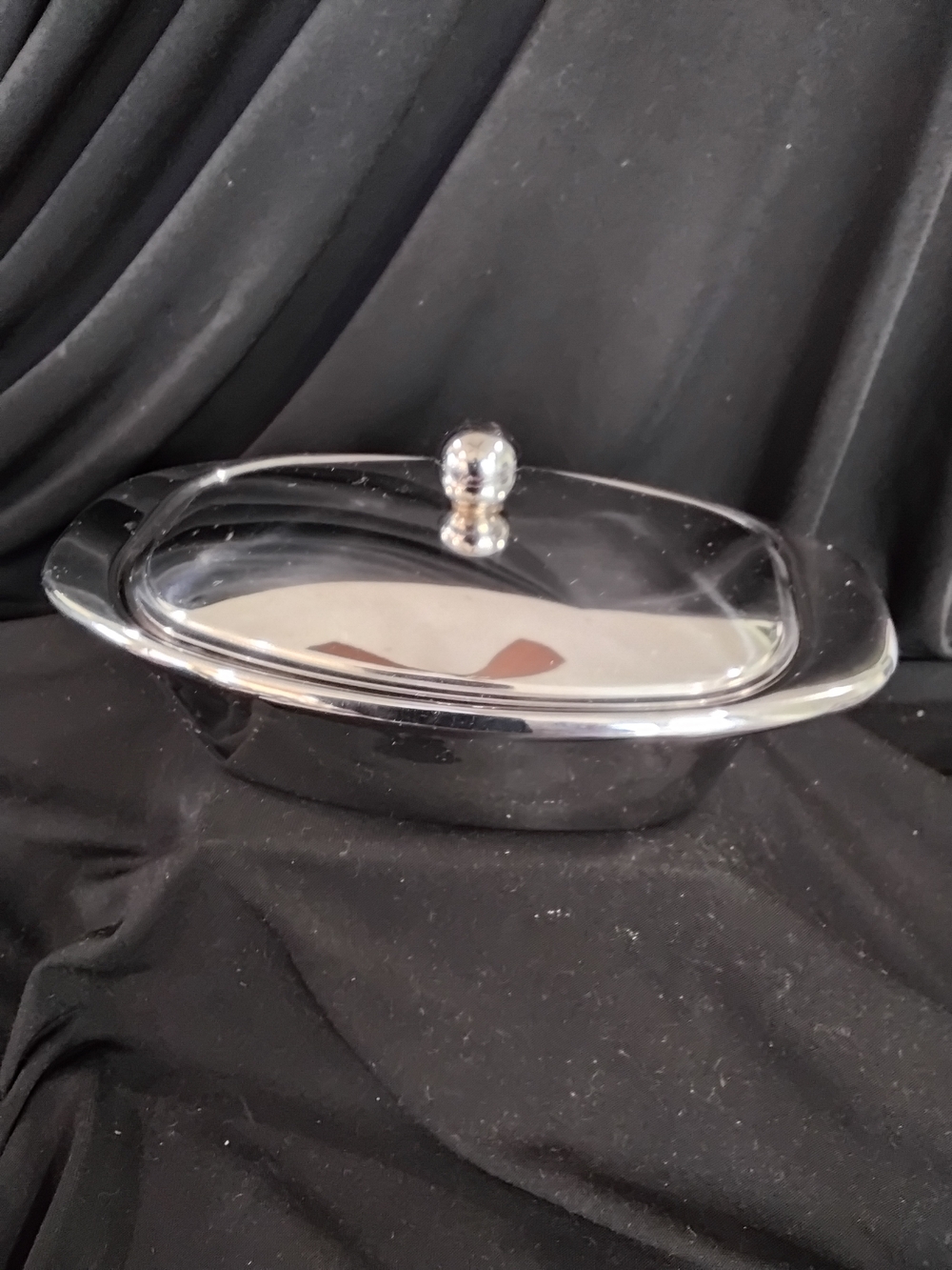 Stainless Steel  Covered Serving Dish with Silver Knob